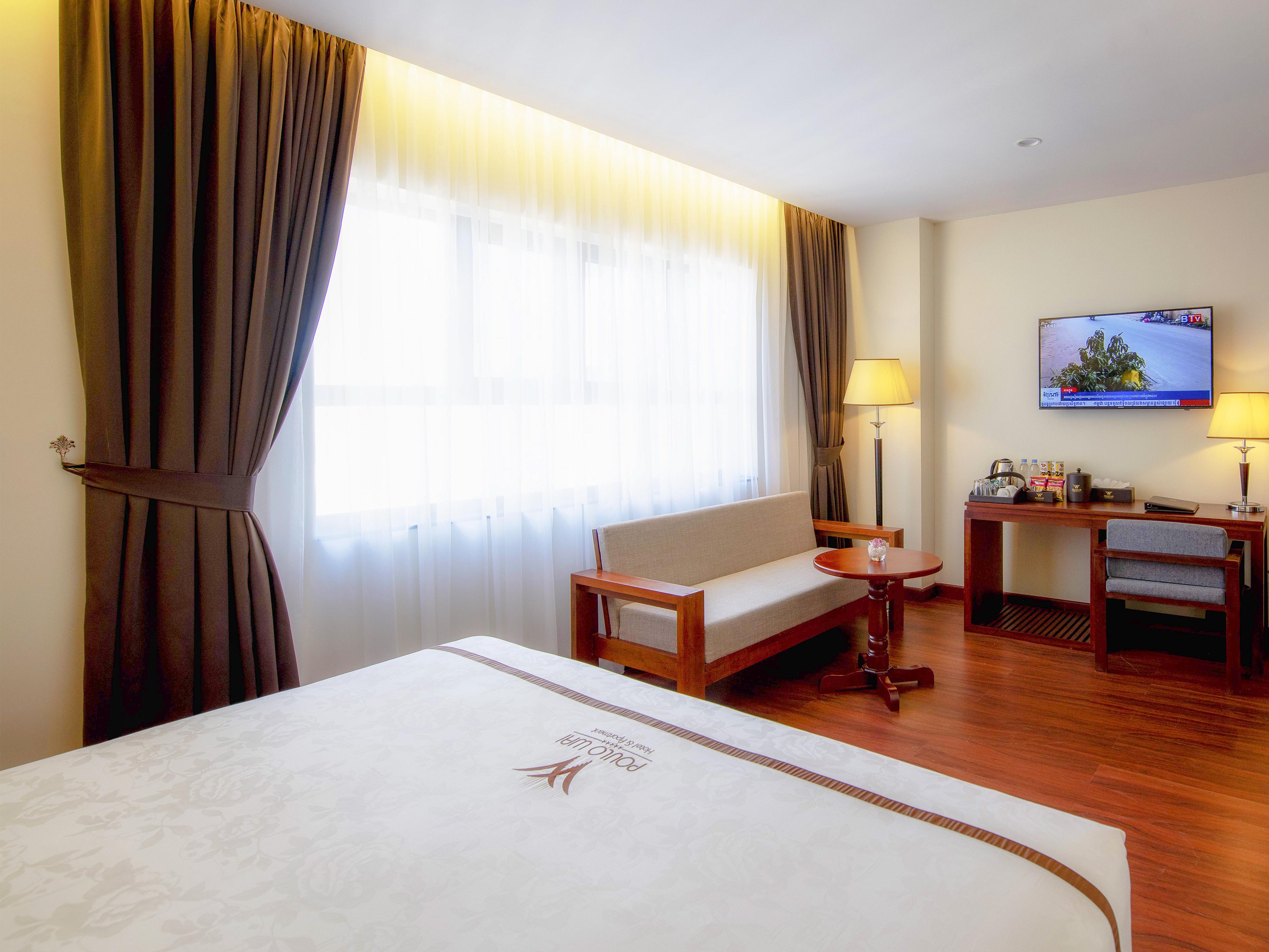 Poulo Wai Hotel & Apartment Phnom Penh Dış mekan fotoğraf