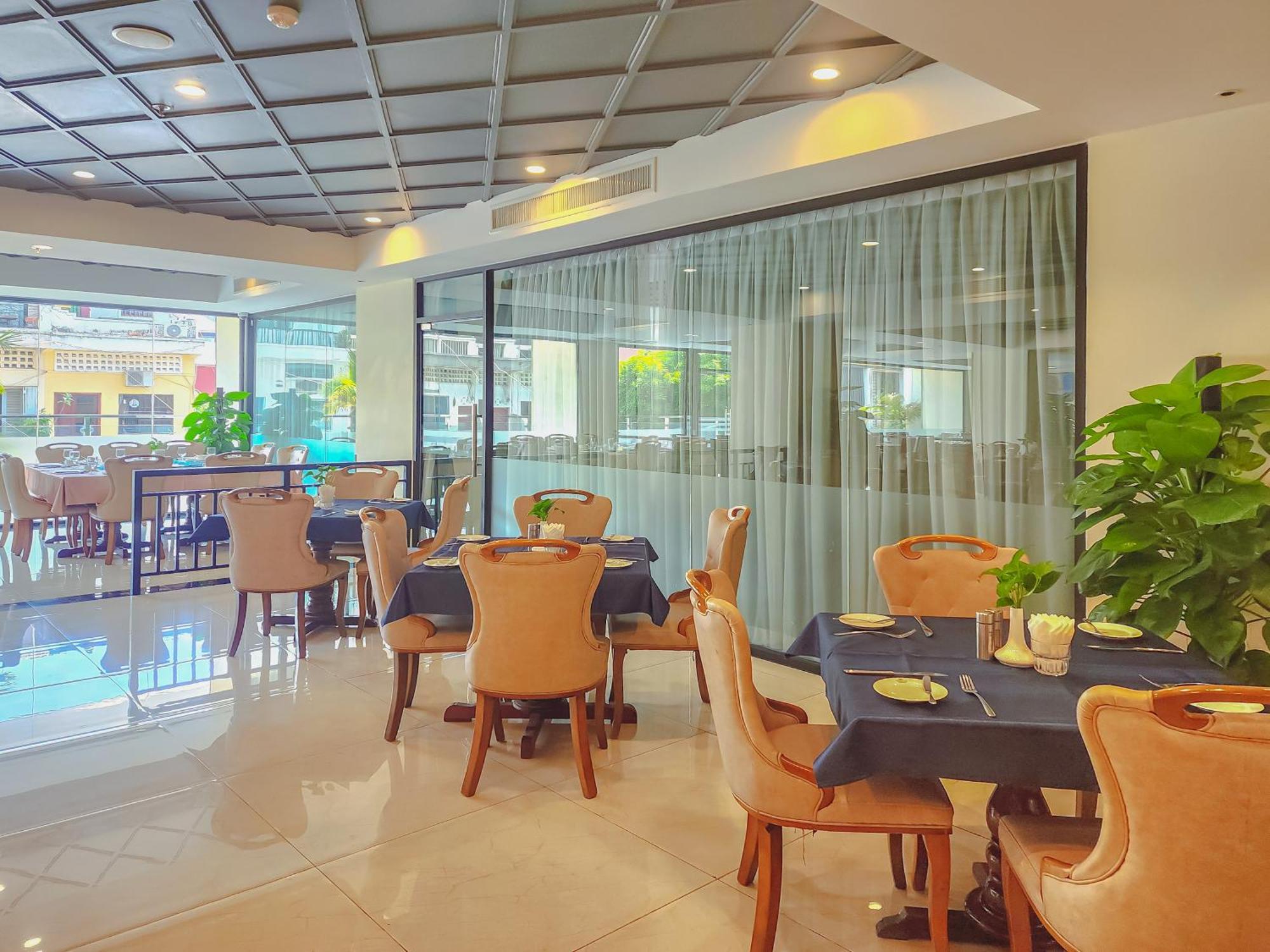 Poulo Wai Hotel & Apartment Phnom Penh Dış mekan fotoğraf